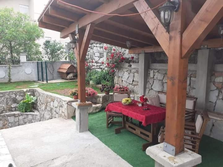 Hotel Mini Garsonjera Podgorica Exteriér fotografie